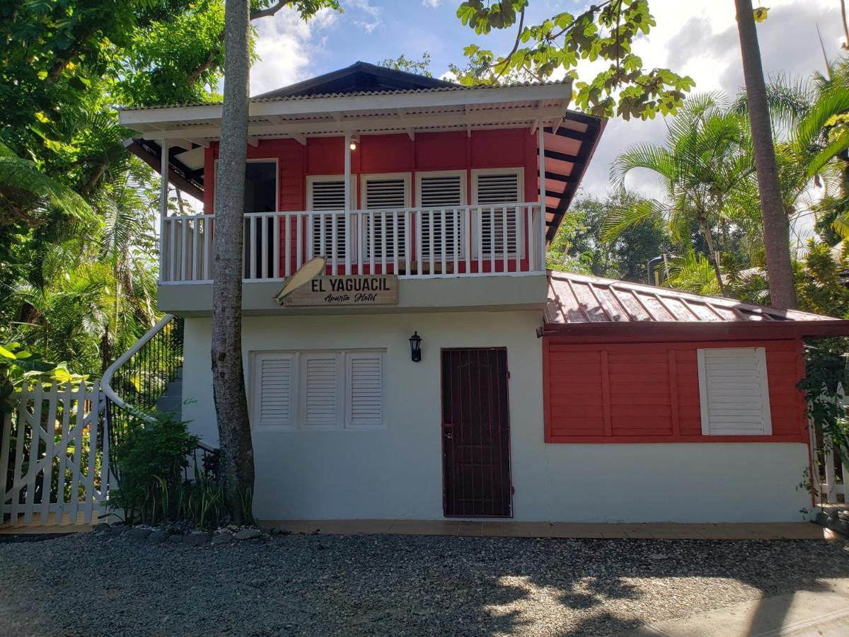 El Yaguacil Aparta Hotel Jarabacoa Exteriör bild